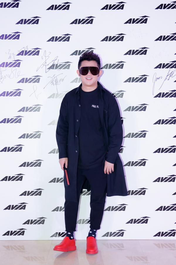 美国运动品牌AVIA“笃见.焕新”2020春夏发布会