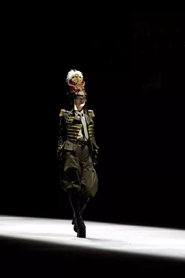 胡社光娘子军公益之旅——用行动见证爱