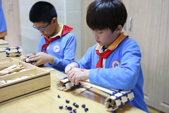 20多位中外校长一致追捧！娃咋养·建构大师正式进入上海进才实验小学