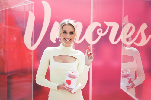 澳洲冻干健康品牌Vmores 亮相2019 Vogue Festival