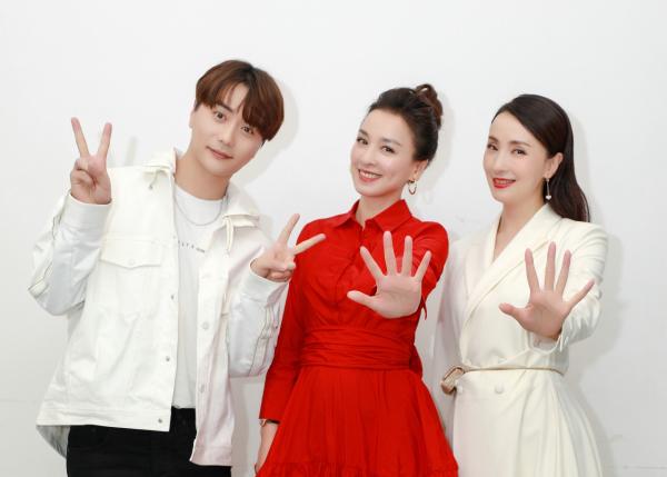 张庭林瑞阳自主品牌TST5周年 林志玲罗志祥等众星云集