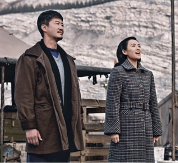 珠峰女神黄春燕看《攀登者》吴京和章子怡的爱情真好