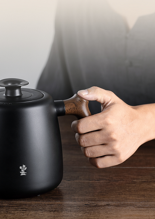 专业泡茶新选择 鸣盏智能自动上水壶
