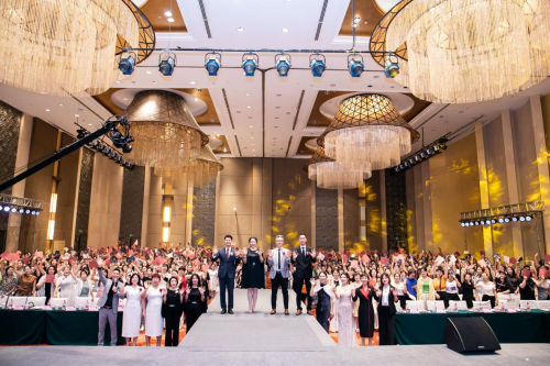 打造护肤高端品牌,诗臻泊获央视《焦点关注》栏目特别报道