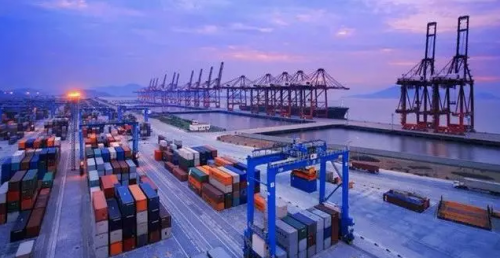 浙江"四港"联盟成立 传化智联和宁波舟山港签约推进陆海铁联运