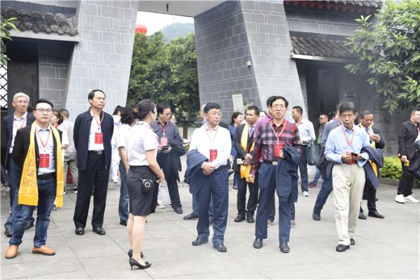 传承悠远历史 缅怀先贤宗师 弘扬茅台文化｜2019己亥年茅台酒节隆重举办