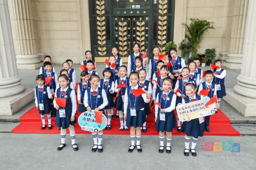 小音咖·童声合唱团为2019上海国际马拉松唱响天籁之音