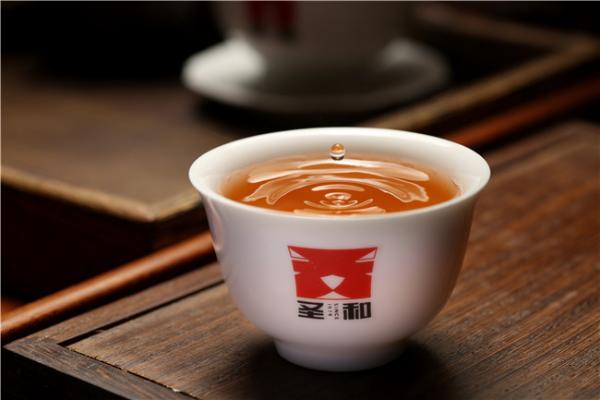 圣和茶业40周年纪念茶：【传承】四十年，匠心独具