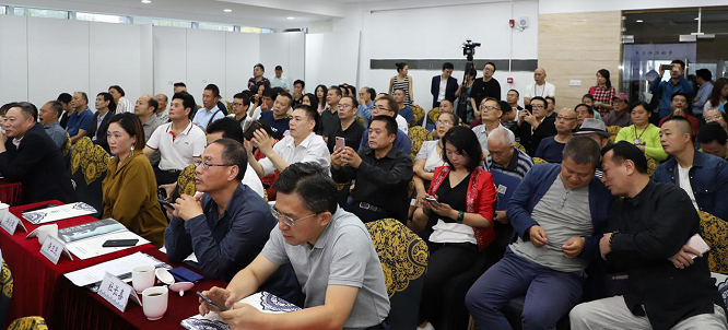 “再现南宋龙泉青瓷之美”展览开幕 艺品拍资产专案发布