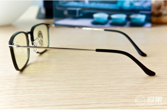 最新防蓝光技术上线！LOHO防蓝光眼镜双重手段双效防护