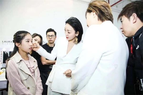 KAMATA美妆造型学院丨倾情相助外滩二十二号时尚峰会