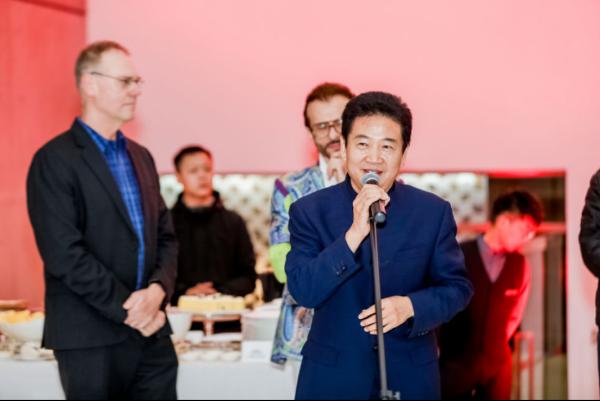 展示东方白酒魅力，艺术舍得亮相安尼施·卡普尔展央美美术馆开幕仪式