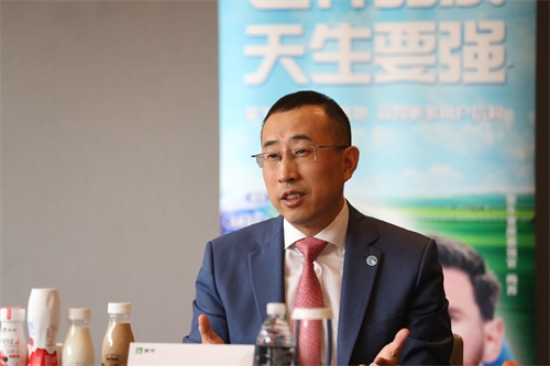 用全球化理念推动中国乳业振兴的“蒙牛之道”