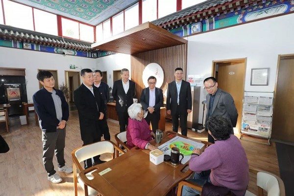 民政部老龄服务司领导莅临中关村科技旗下纳兰园参观考察
