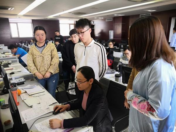 “出类拔萃”打造齐商银行内训师培训体系