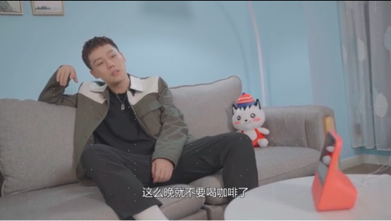 ​惊！刘维微博大方示爱的“精灵”究竟是谁？