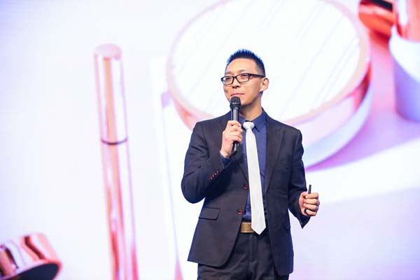 奢思雅裂酵-IIA品牌发布会盛大召开，印象米兰系列彩妆载誉发布