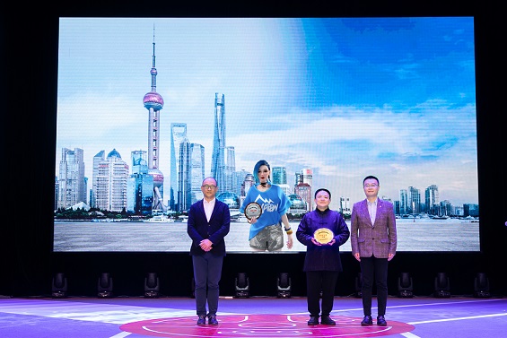 “122” 全国交通安全日诞生上海首位虚拟大使 百威数字化创新赋能智慧交通