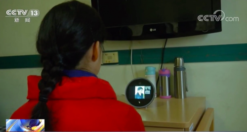 央视点赞钉钉智能硬件“神了”,让盲校学生随时能呼叫家长视频