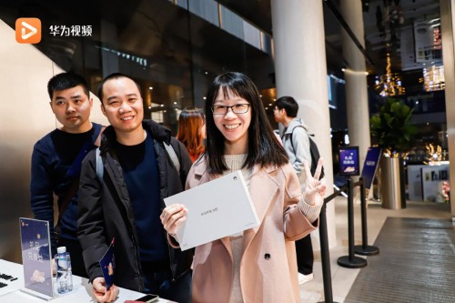 华为视频光影奇幻之旅空降深圳 为你打开新视界大门