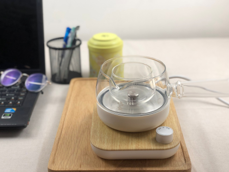 办公室养生茶，困顿午后来一壶？鸣盏养生煮茶器上手实测