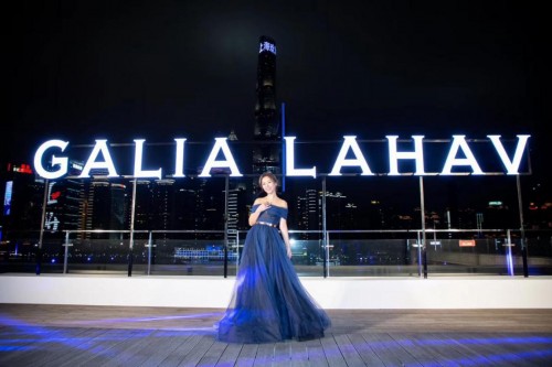 Galia Lahav上海时装大秀圆满落幕，中国首家旗舰店于上海开幕