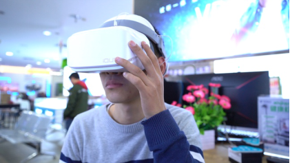 中国电信5G联合爱奇艺奇遇VR，让我们的城市更美好