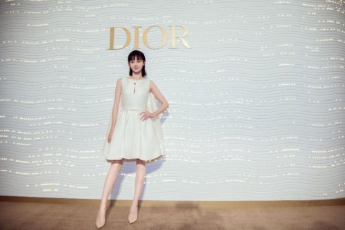 至臻荟萃，上海恒隆广场谱写奢华圣诞“星愿”