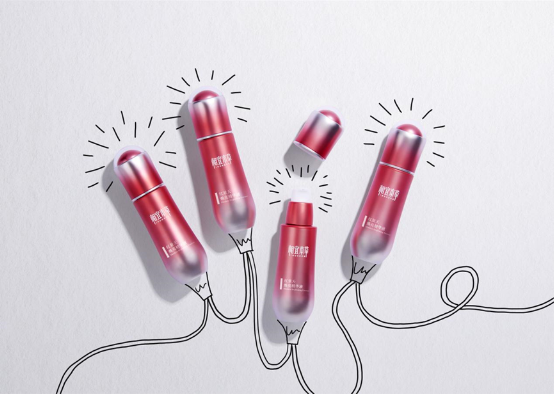 相宜本草红景天小红瓶：重燃国货精华自信