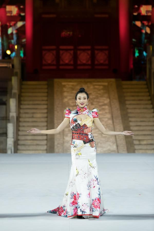 第69届世界小姐中国区总决赛杨茜茜夺冠迟莉寒王晚晴分获亚军