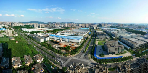 亿达中国长沙智造小镇荣获“长沙市现代服务业示范项目”称号