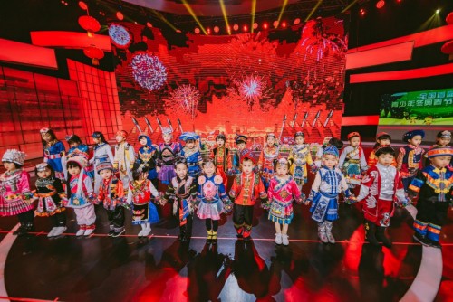 冰雪奇缘，少年蓬勃——笑之宝少年远征北京冬奥少儿春晚
