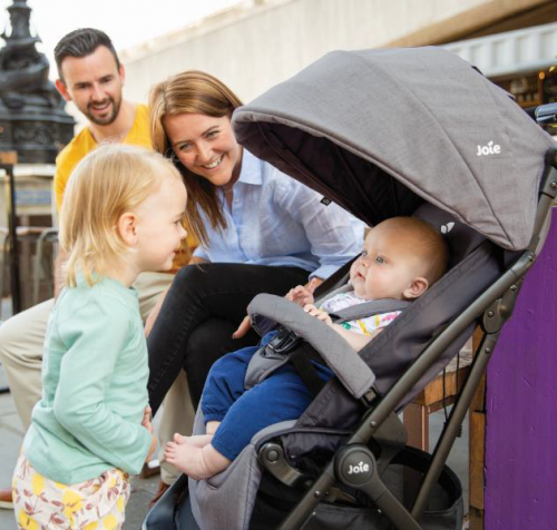 德国红点奖评审团点评：Joie巧儿宜Tourist灵动精灵 旅行必备推车