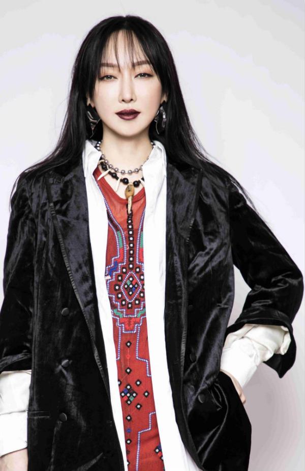 萨顶顶酷狗直播连线爱徒，教科书般演绎《左手指月》