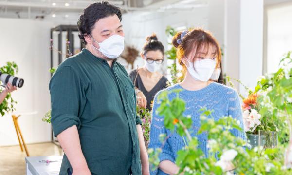 北京|北京中赫时尚：美妆博主爱上花 总有一些事值得你不计回报