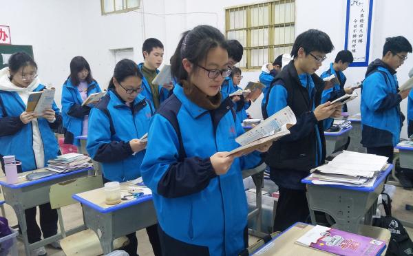 中考失利，选择职高还是民办高中，不少考生很迷茫，其实还可以在杭州中考复读