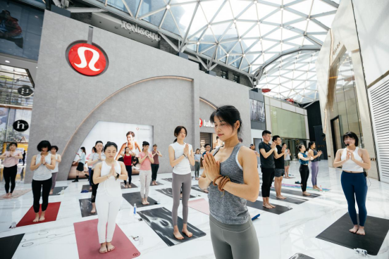 lululemon杭州湖滨银泰in77门店正式开业