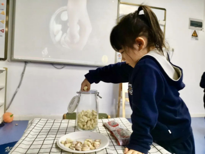 我的孩子在宁波赫德丨我总觉得，她在幼儿园的每一天都是闪闪发光的