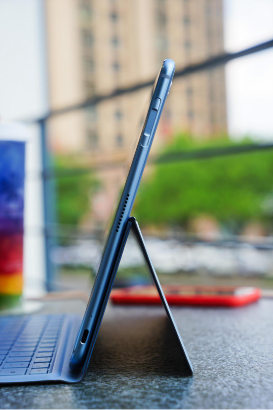 当设计师遇到华为Matebook E，来一场效率办公的邂逅