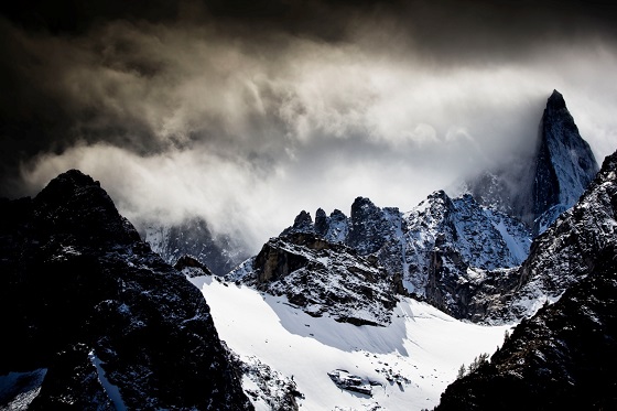 科技与颜值并存，这才是ARC’TERYX始祖鸟正确打开方式