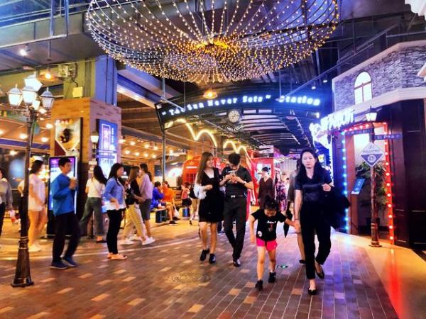 北京朝阳合生汇开启深夜食堂3.0 跃迁情感消费新里程