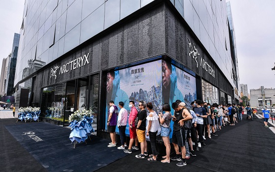 科技与颜值并存，这才是ARC’TERYX始祖鸟正确打开方式