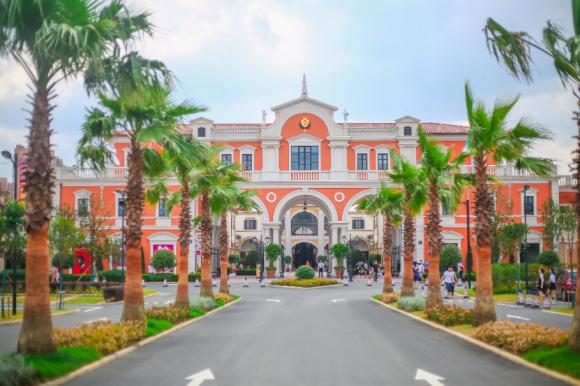 武汉名品奥特莱斯欢购一整“夏”，周周惊喜不停歇