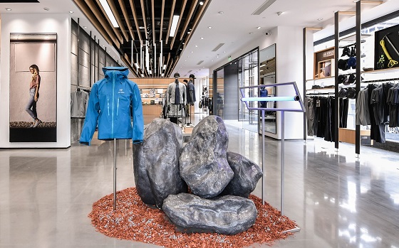 科技与颜值并存，这才是ARC’TERYX始祖鸟正确打开方式