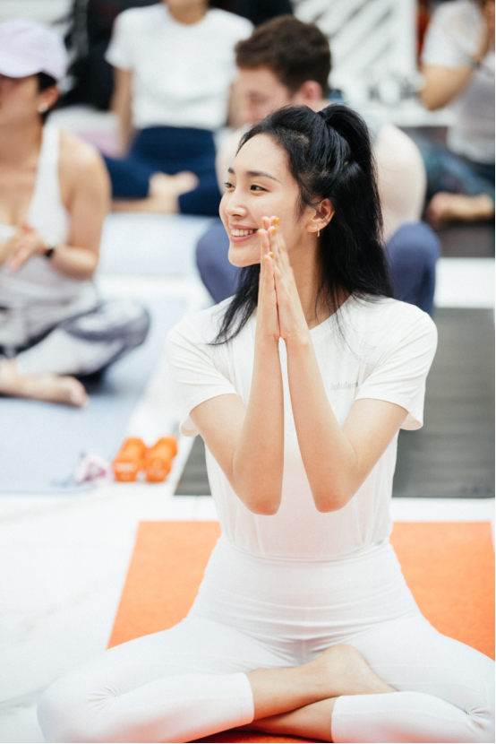 lululemon 杭州湖滨银泰in77门店举办盛大开幕派对