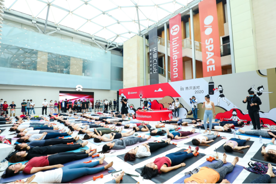 lululemon 杭州湖滨银泰in77门店举办盛大开幕派对