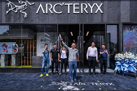 科技与颜值并存，这才是ARC’TERYX始祖鸟正确打开方式