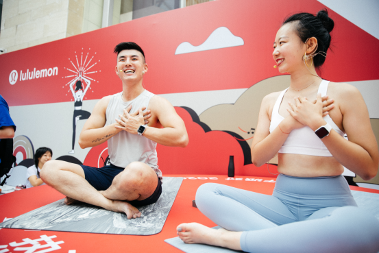 lululemon 杭州湖滨银泰in77门店举办盛大开幕派对