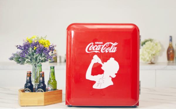 复古邂逅时尚！可口可乐携手HCK哈士奇推出复古冰箱