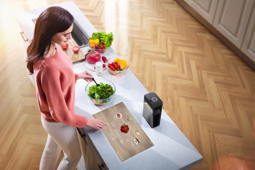 hachi哈奇光屏M1上市 全方位提升AI应用体验